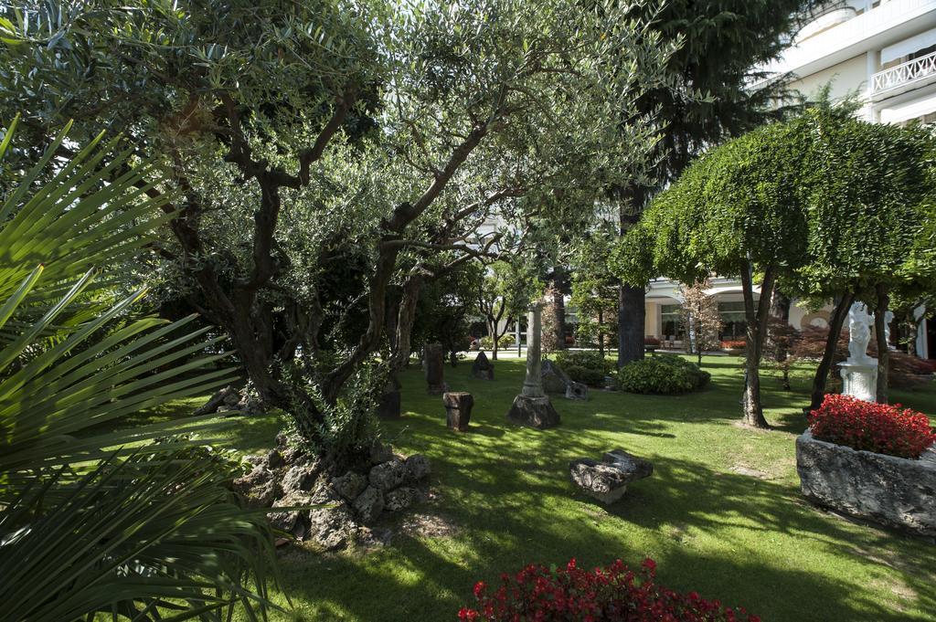 Hotel Due Torri Abano Terme Luaran gambar