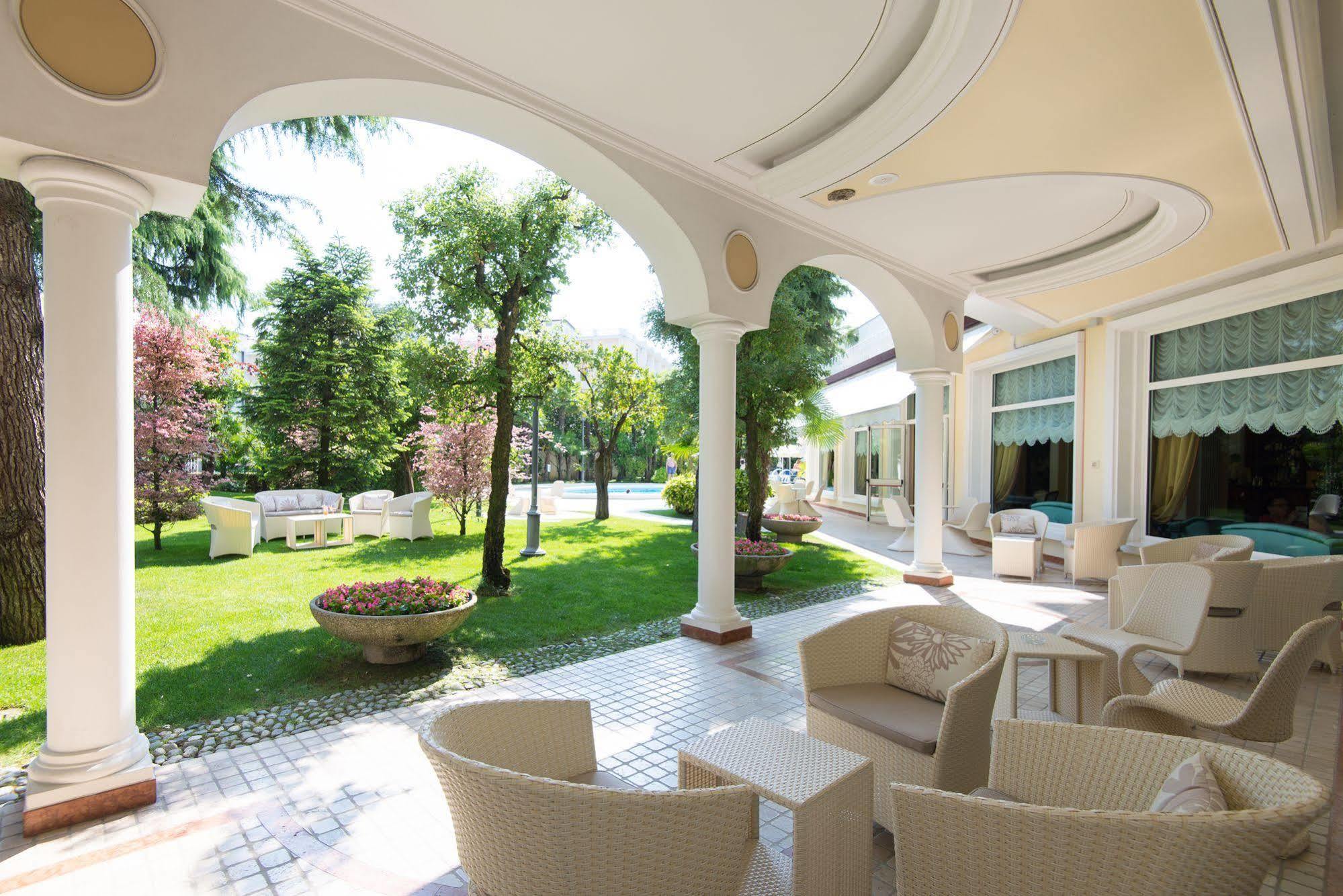 Hotel Due Torri Abano Terme Luaran gambar